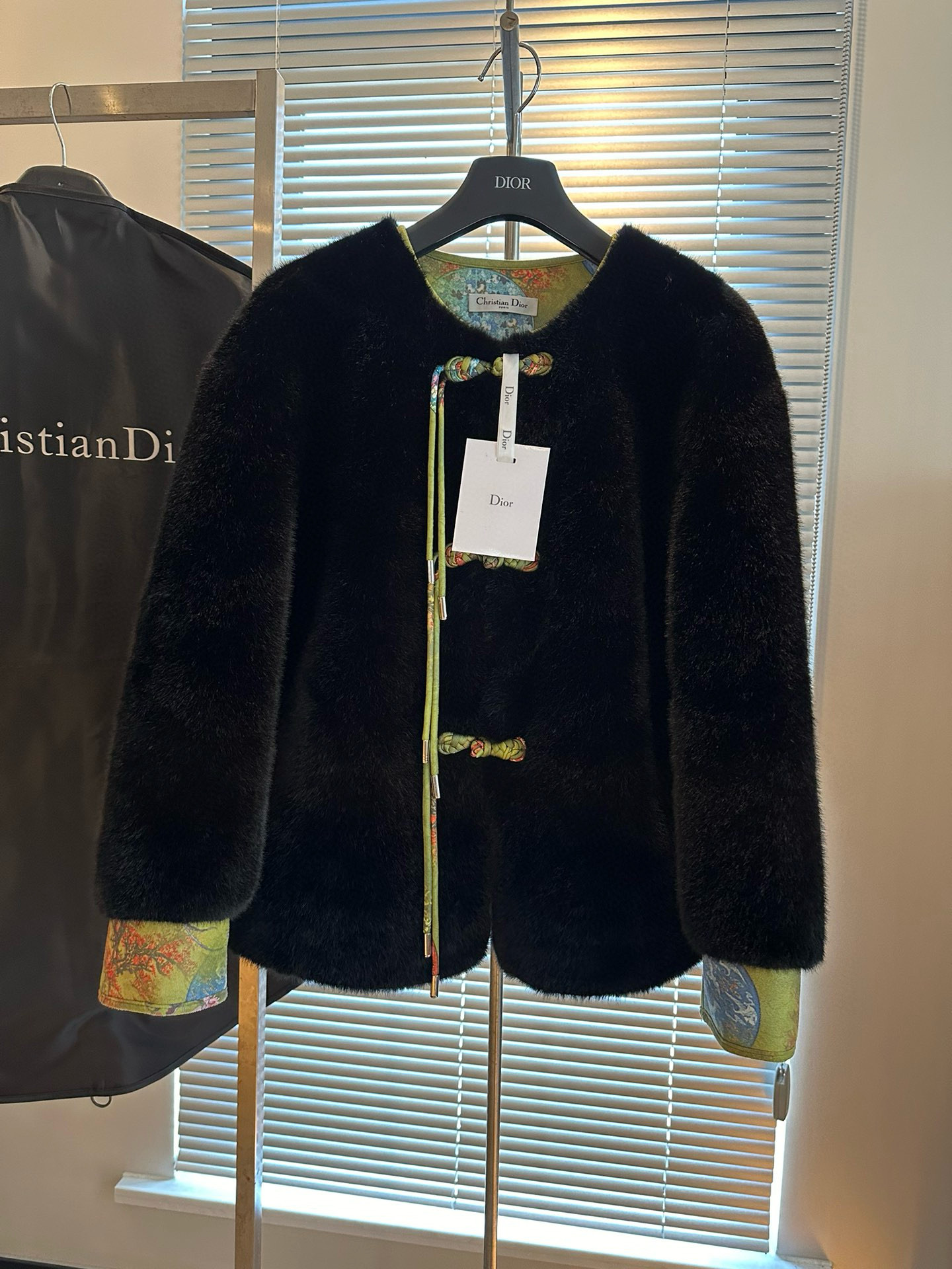 디올 여자 자켓