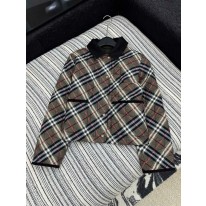 버버리 여자 자켓