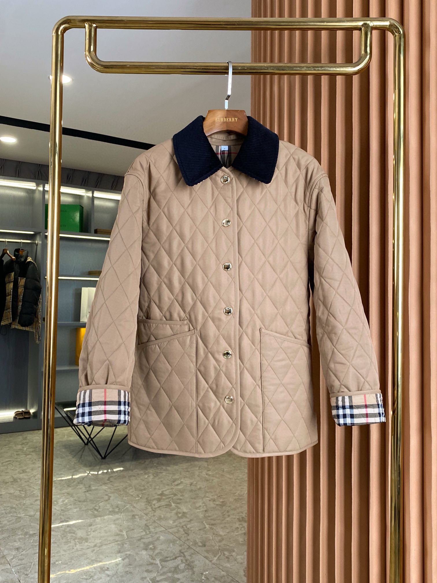 버버리 여자 자켓