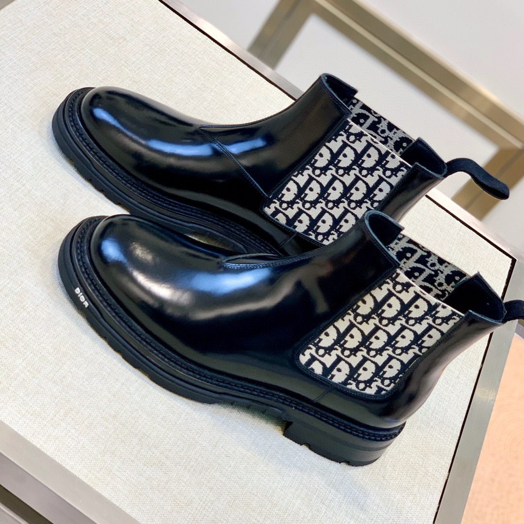 디올 남자 부츠