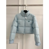 프라다 여자 패딩