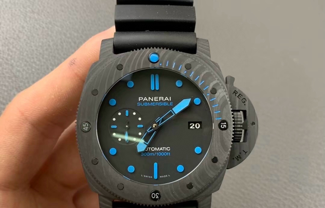 파네라이 A급 남자 시계