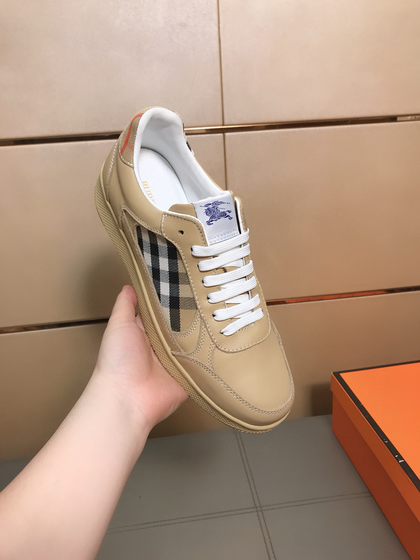 버버리 남자 스니커즈 신발 운동화