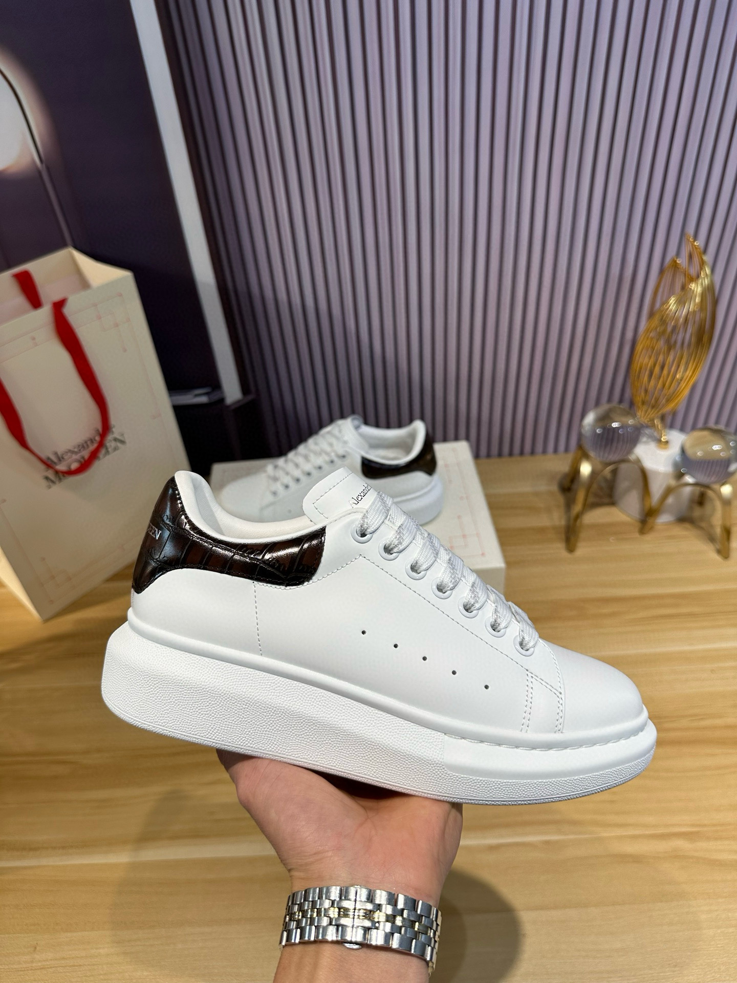 알렉산더 맥퀸 남녀공용 신발 운동화 스니커즈