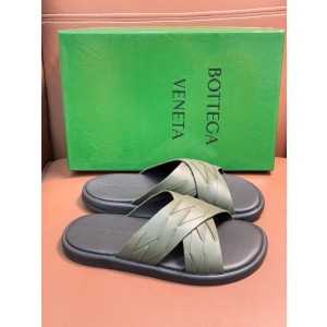 보테가베네타 남자 슬리퍼