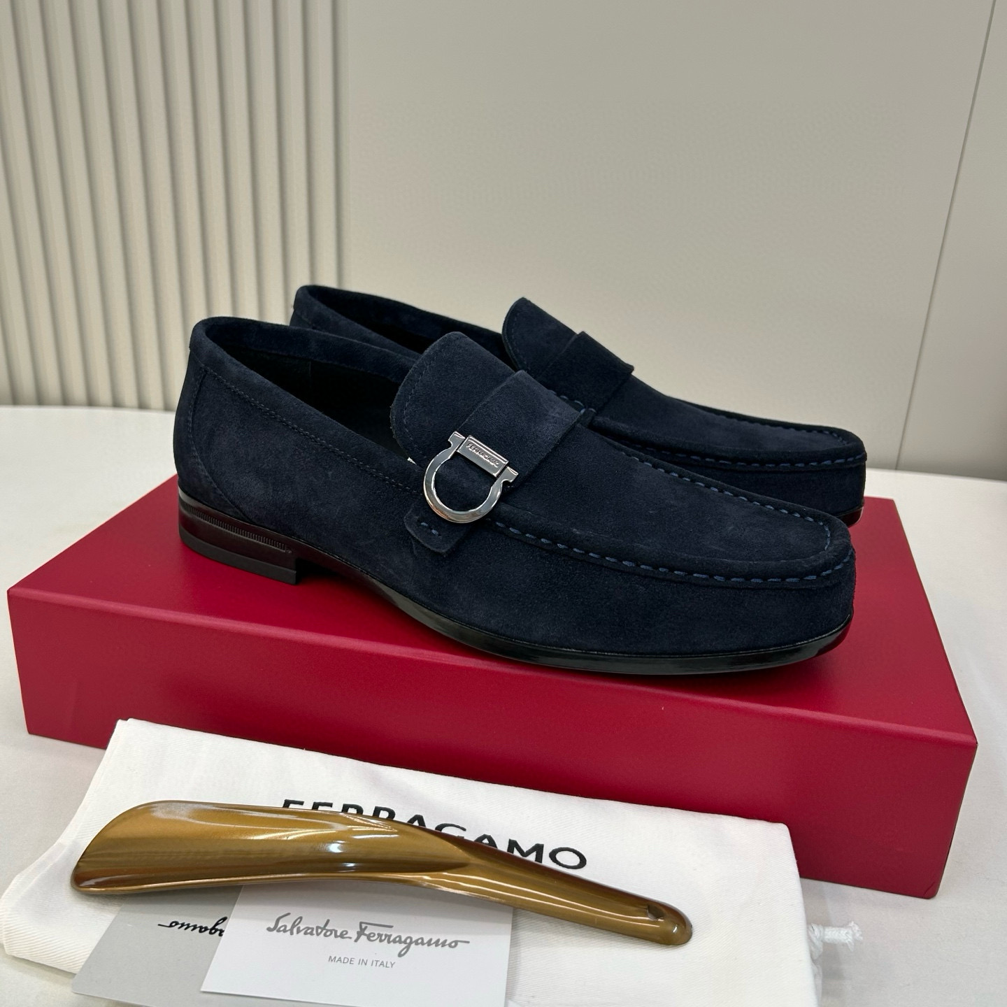 살바토레 페라가모 남자 신발 운동화 스니커즈