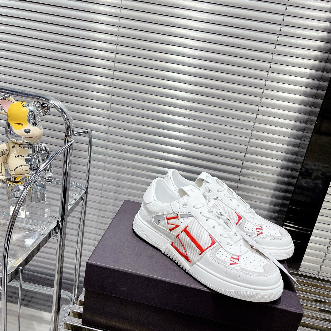 발렌티노 남녀공용 신발 운동화 스니커즈