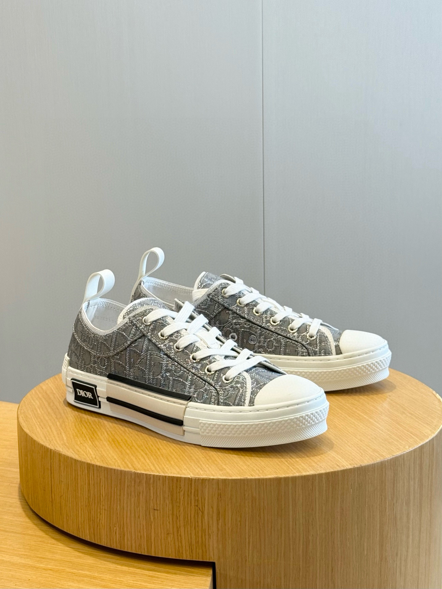 디올 남녀공용 신발 운동화 스니커즈