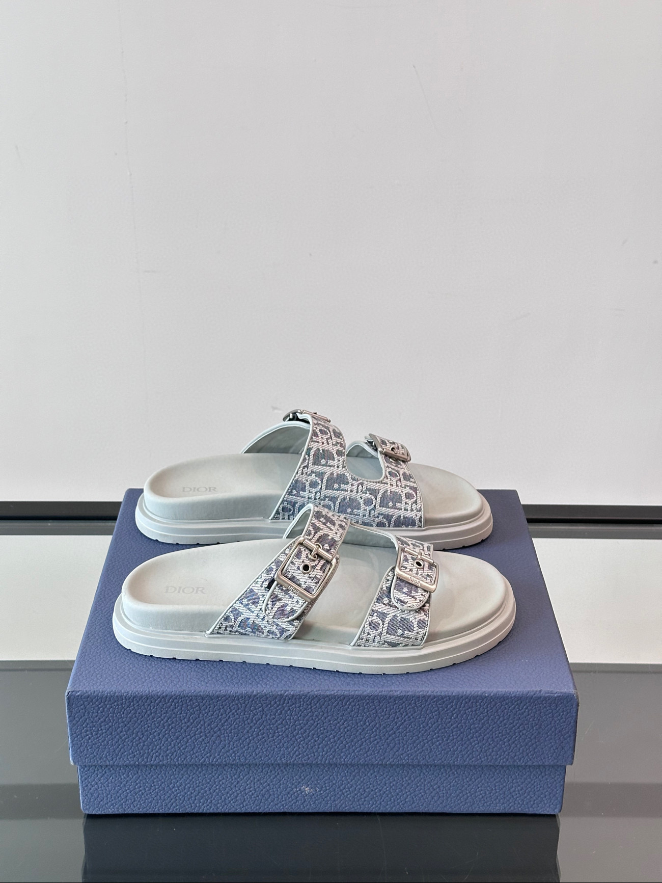 디올 남자 슬리퍼