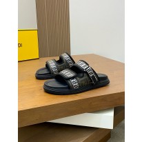 펜디 남자 슬리퍼