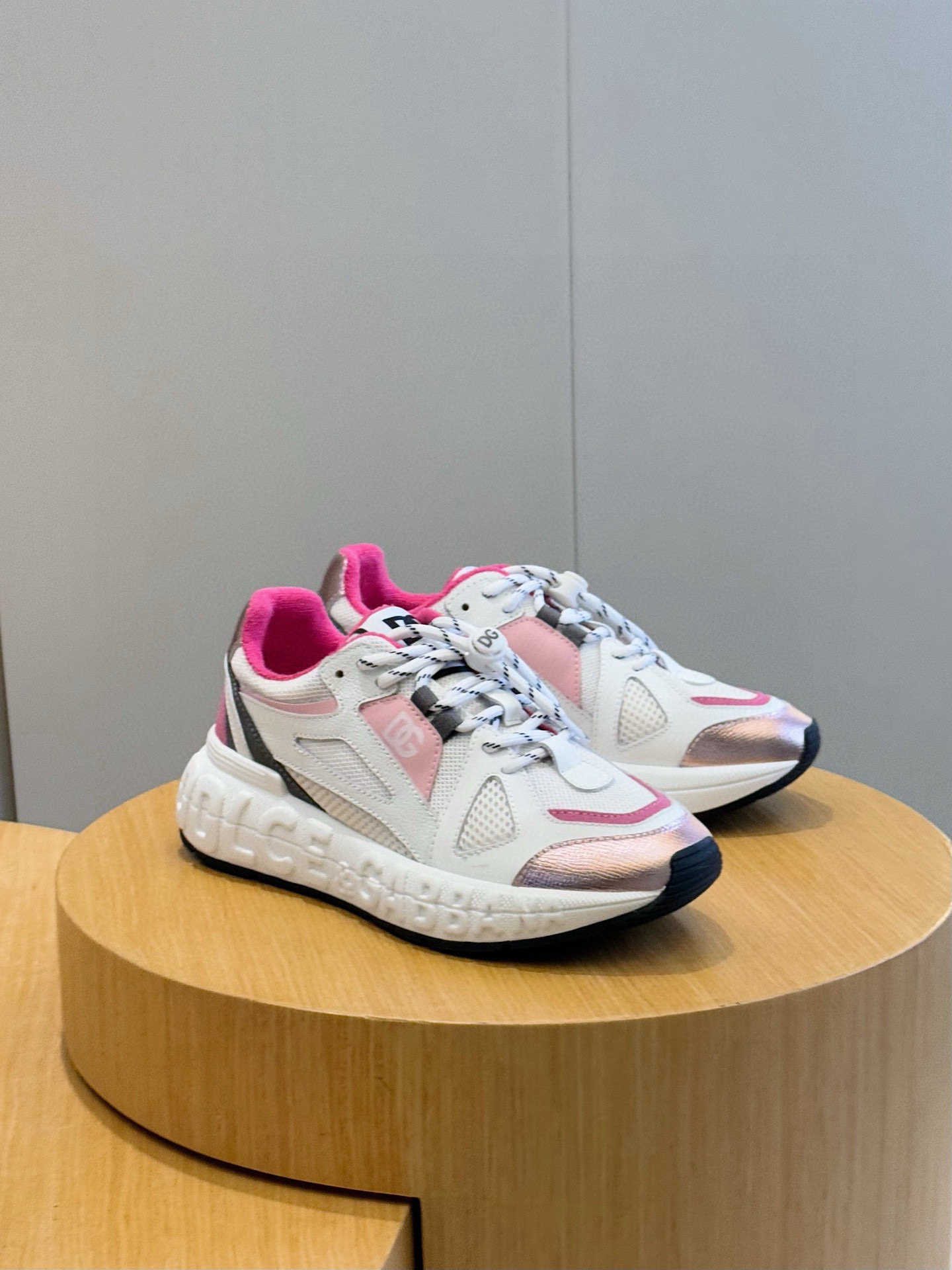 돌체앤가바나 남녀공용 신발 운동화 스니커즈