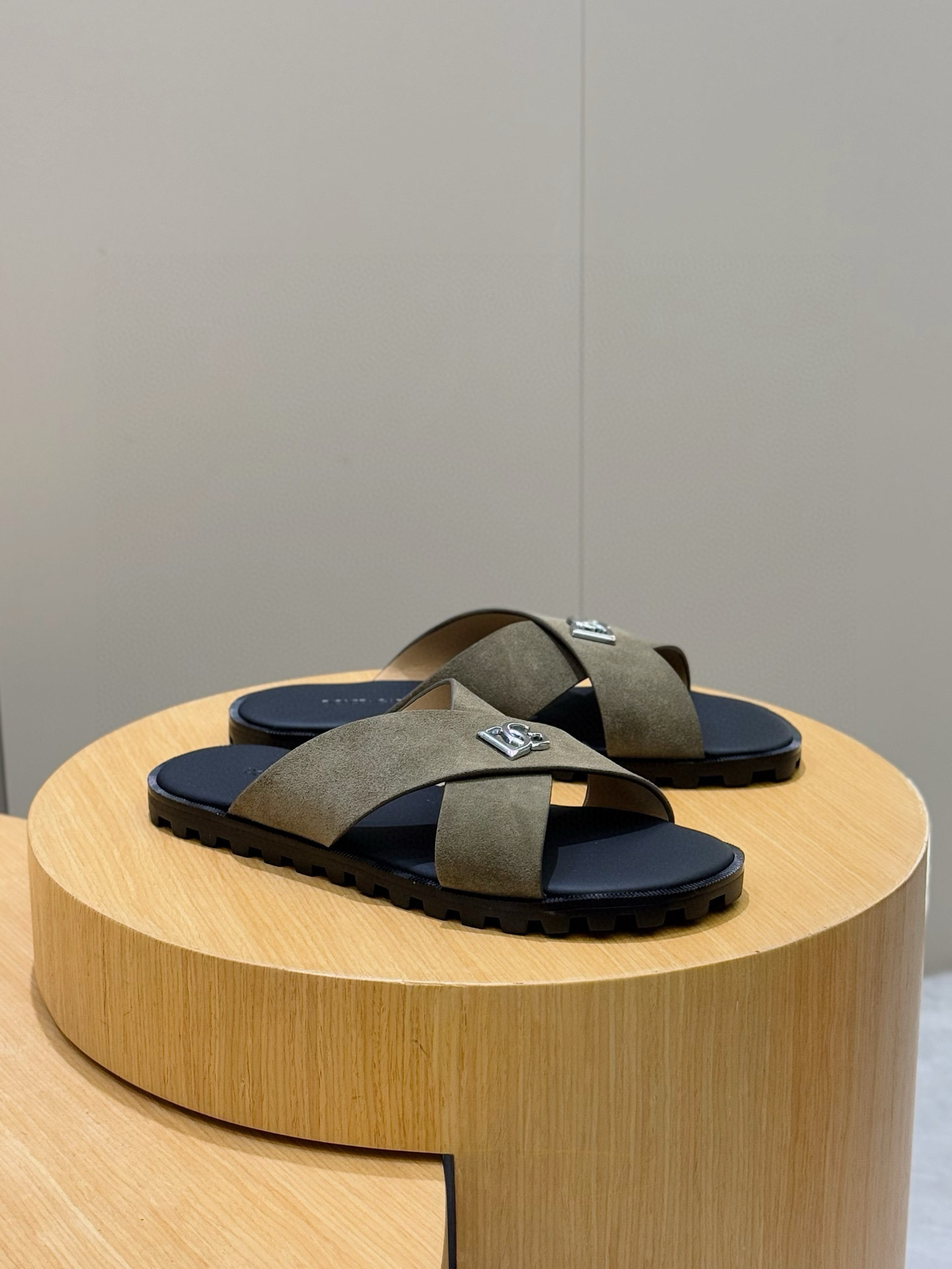 돌체앤가바나 남자 슬리퍼 