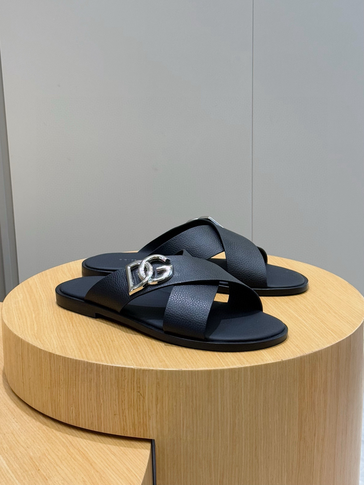 돌체앤가바나 남자 슬리퍼 