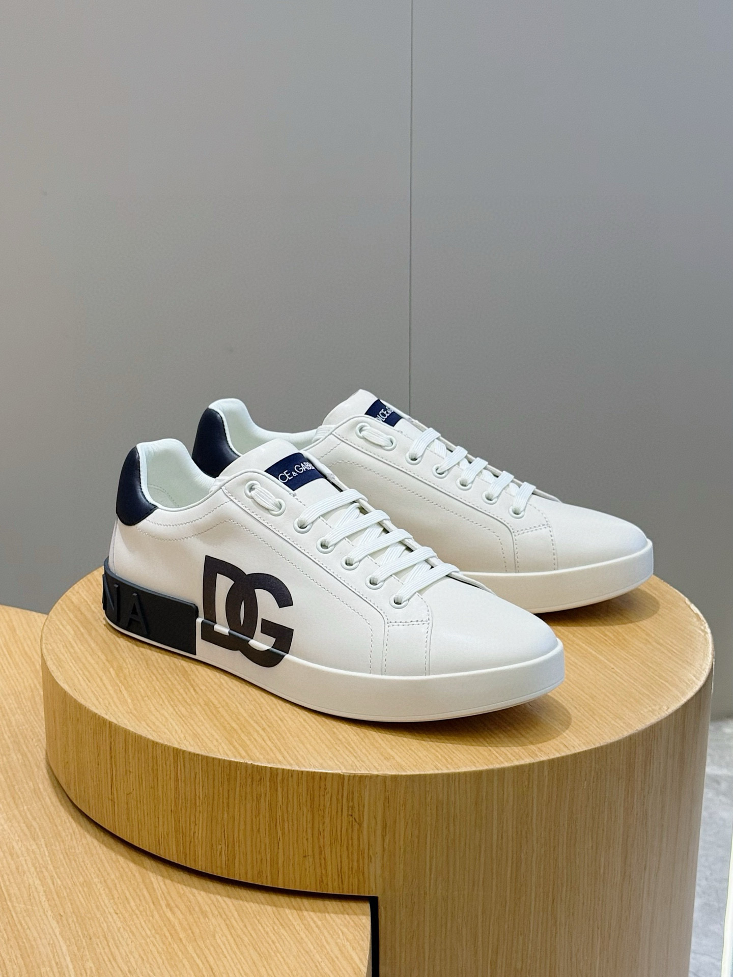 돌체앤가바나  남자 신발 운동화 스니커즈