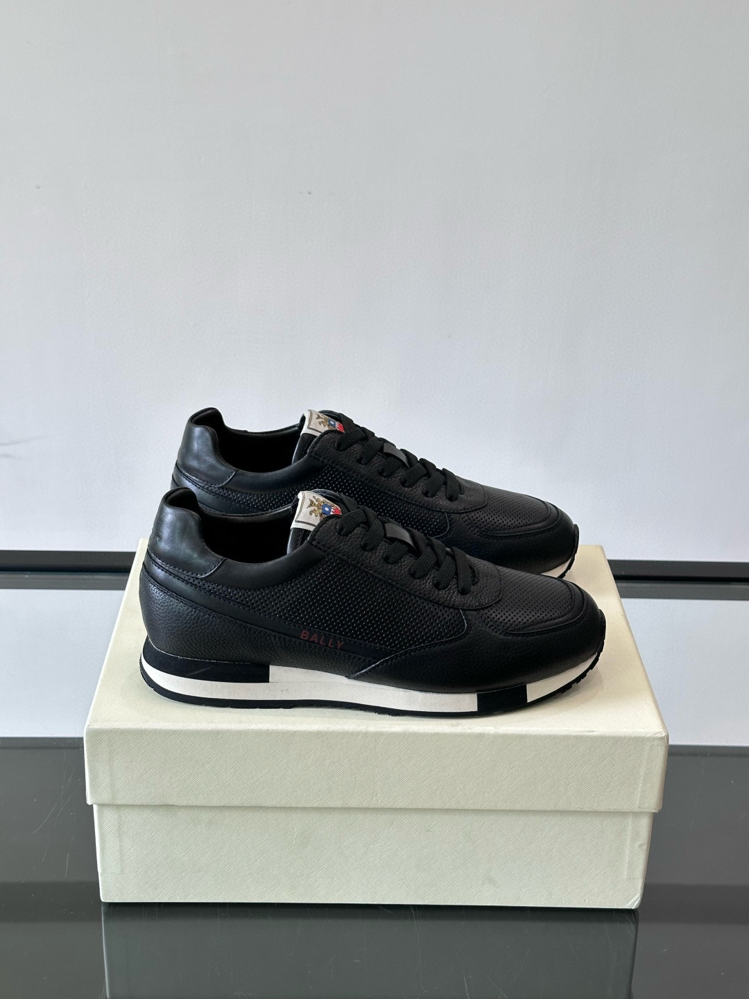 발리 남자 신발 운동화 스니커즈