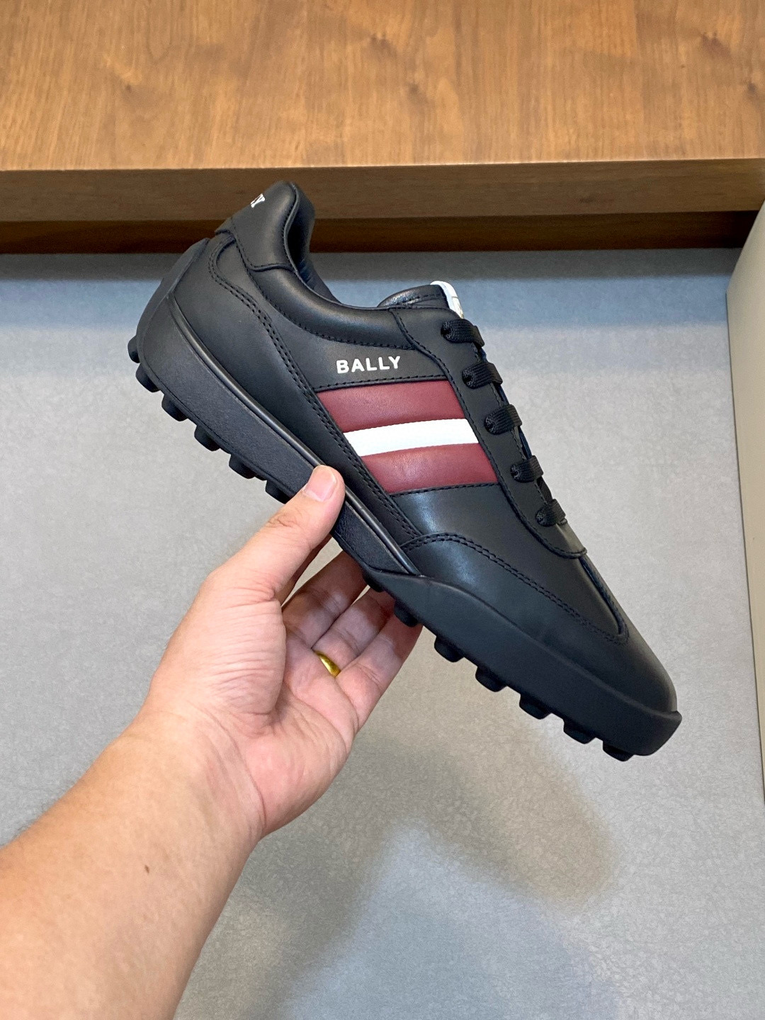 발리 남자 신발 운동화 스니커즈