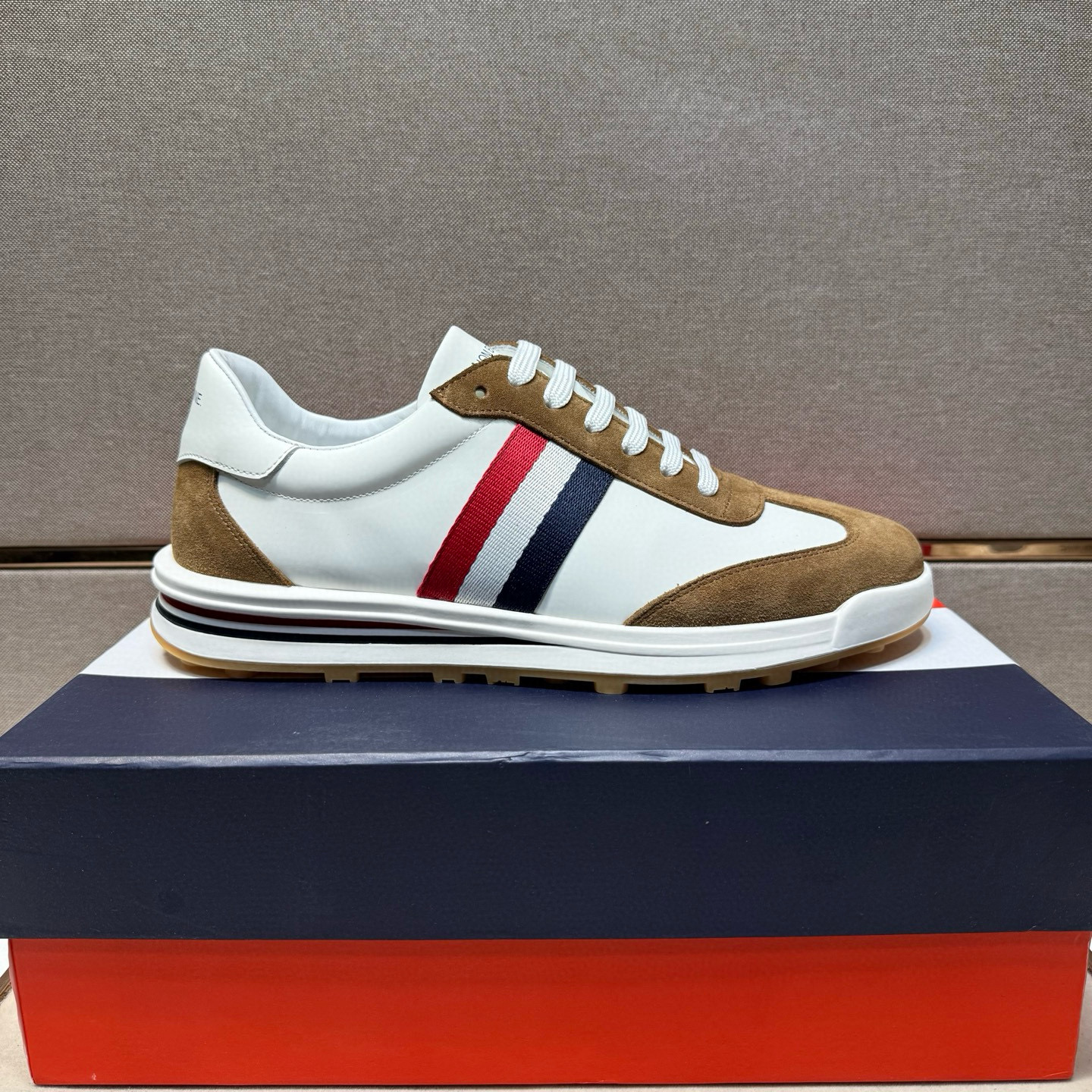 톰브라운 남자 신발 운동화 스니커즈