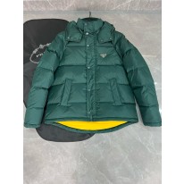 프라다 남녀공용 패딩