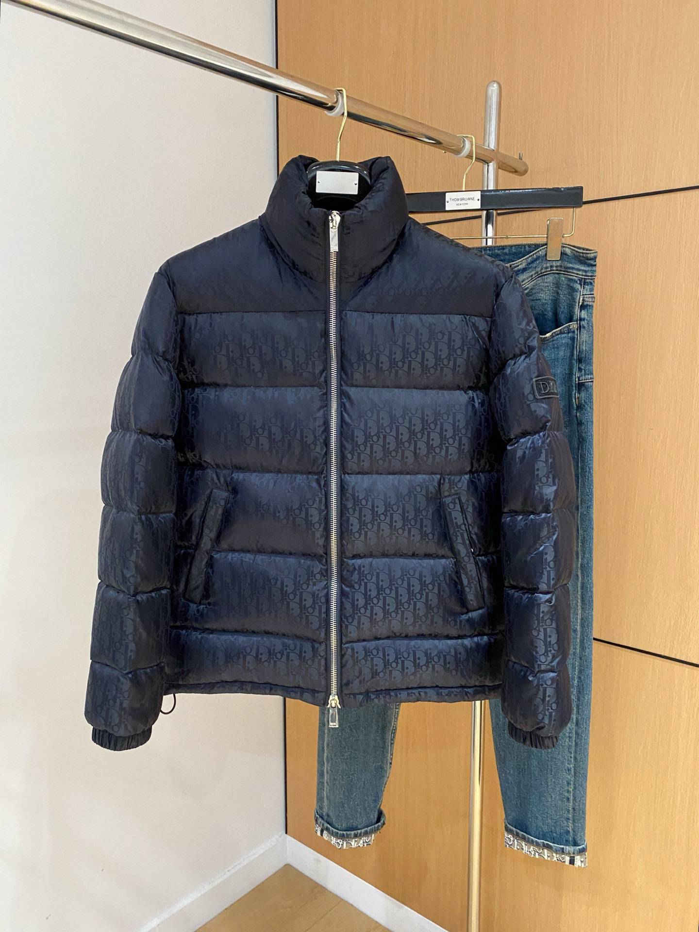 디올 남자 패딩