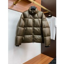 프라다 남자 패딩