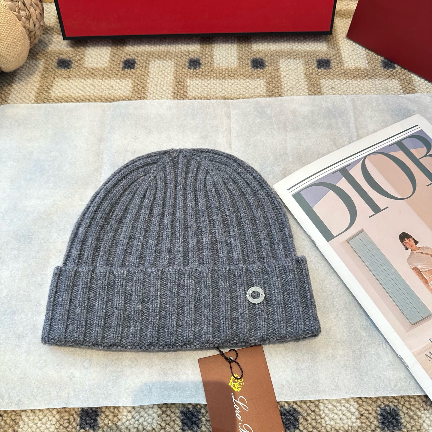 로로피아나 겨울 모자