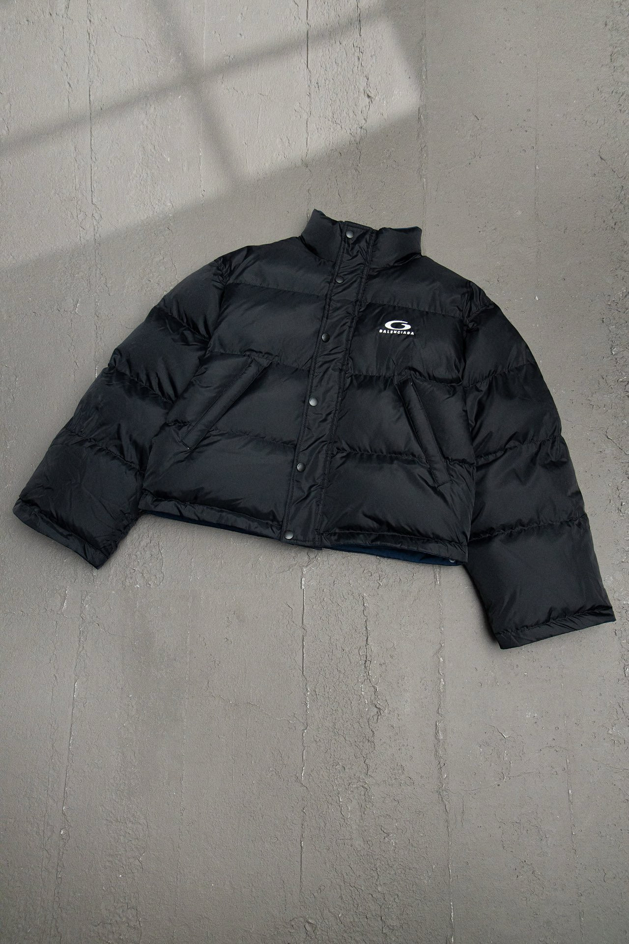 발렌시아가 2컬러 남녀공용 패딩