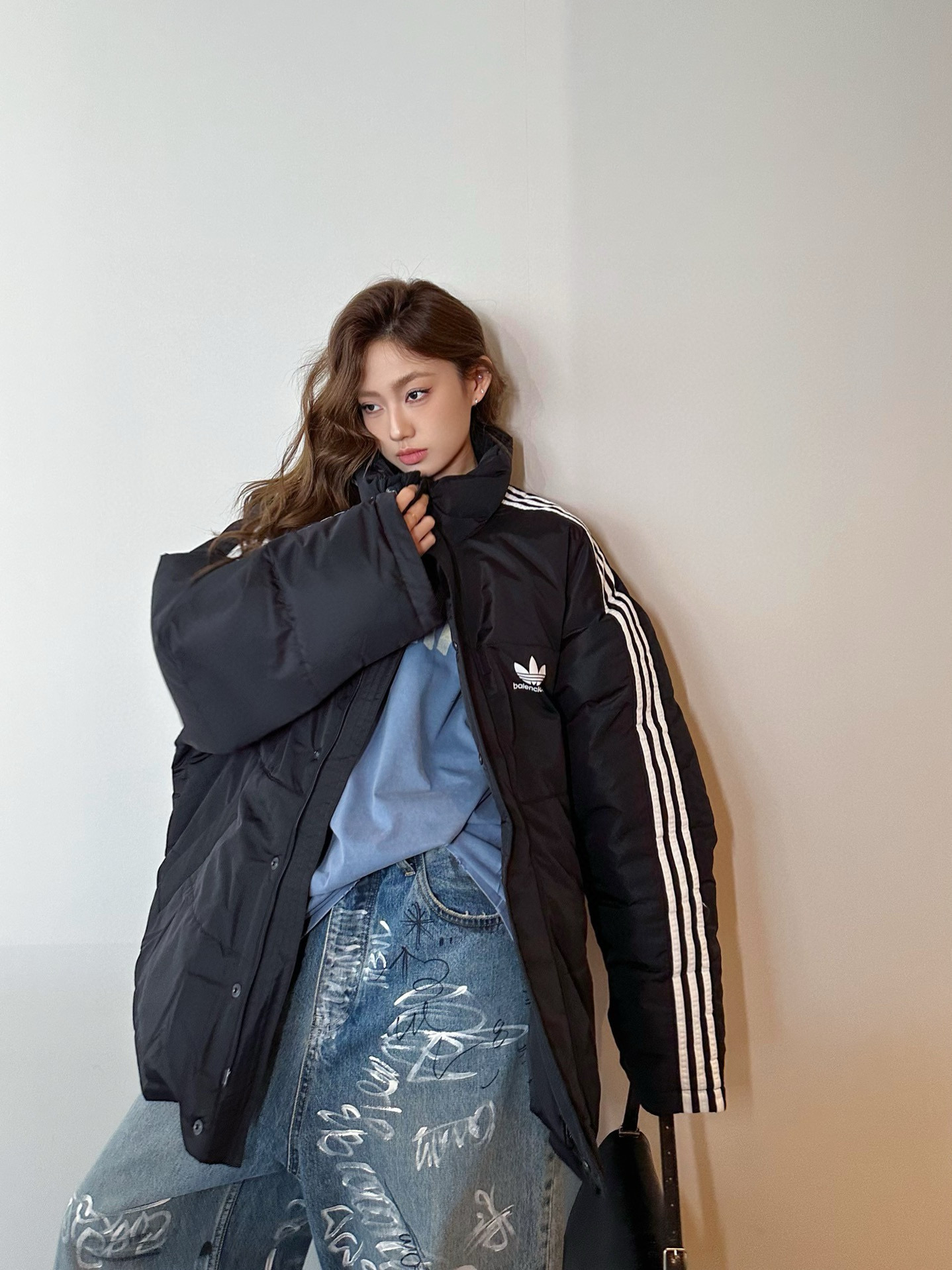 발렌시아가 남녀공용 패딩