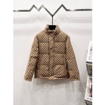 발렌시아가 남자 패딩