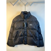 발렌시아가 남자 패딩