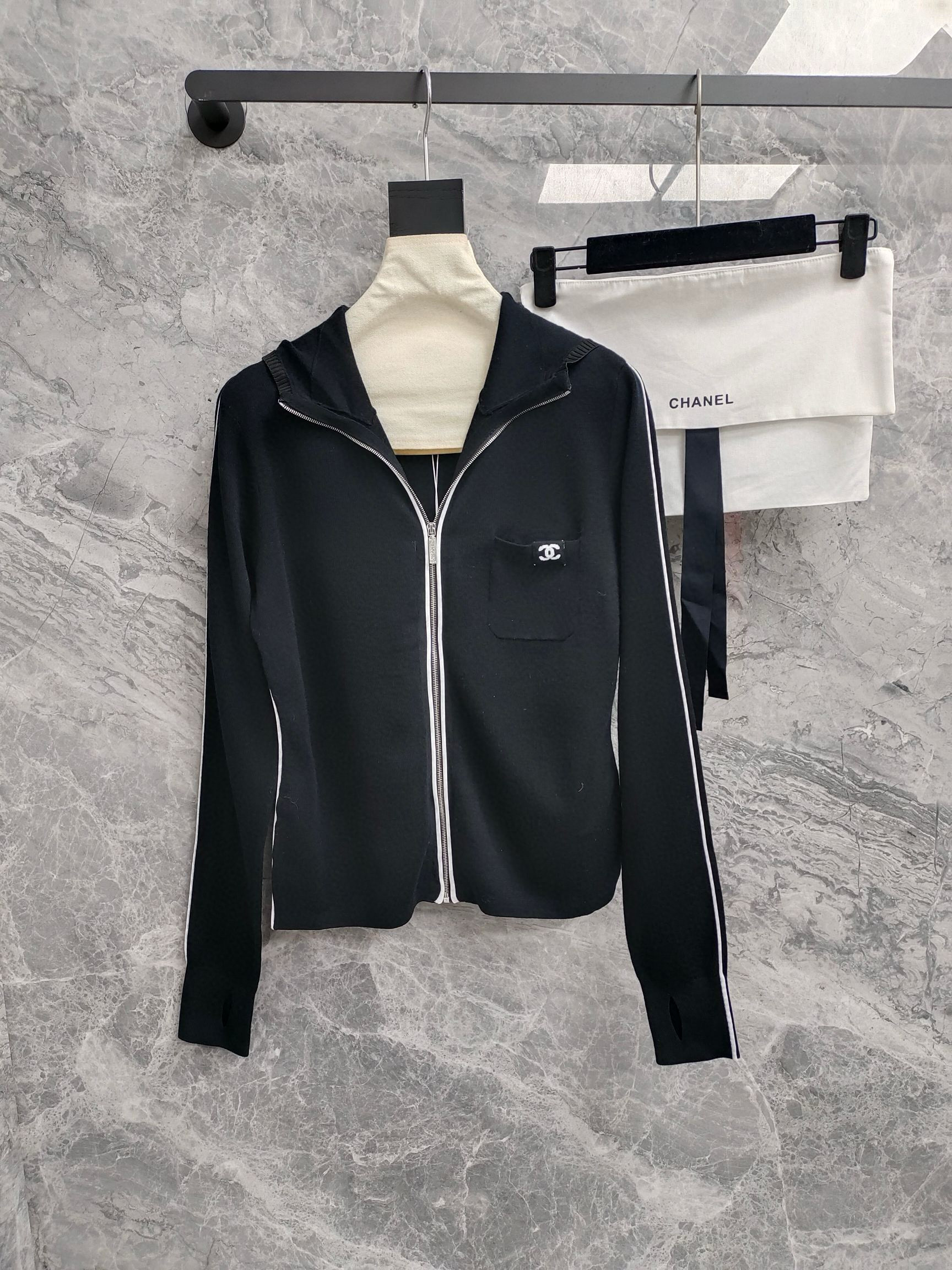 샤넬 여자 후드티 맨투맨