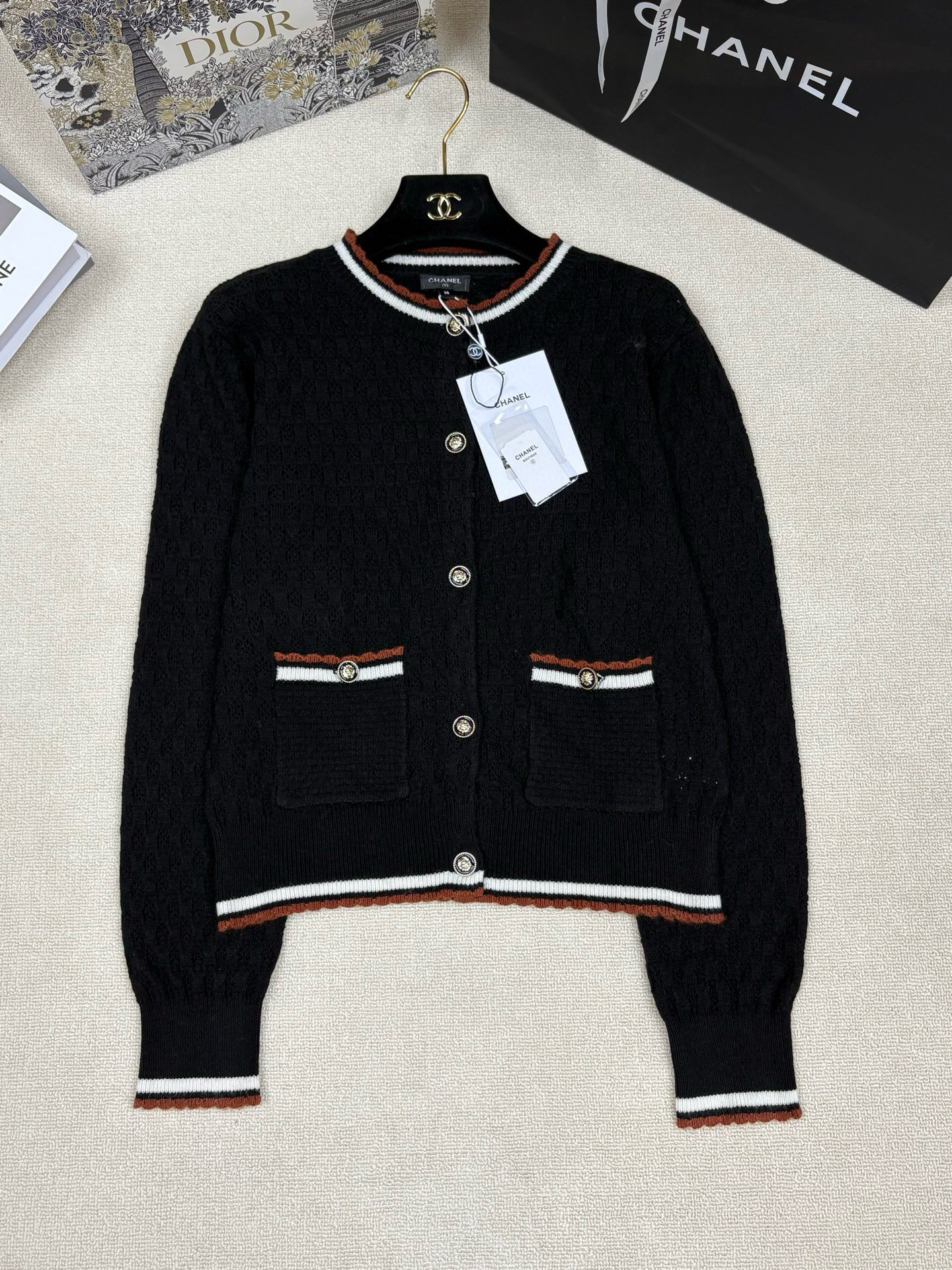 샤넬 여자 가디건