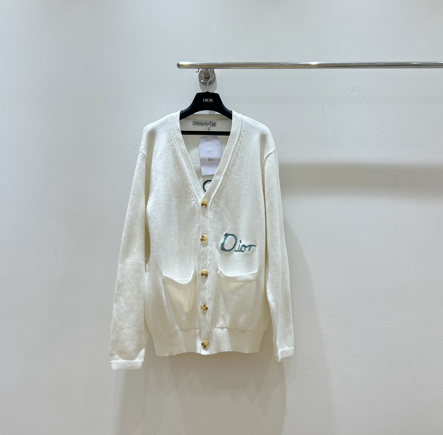 디올 여자 가디건