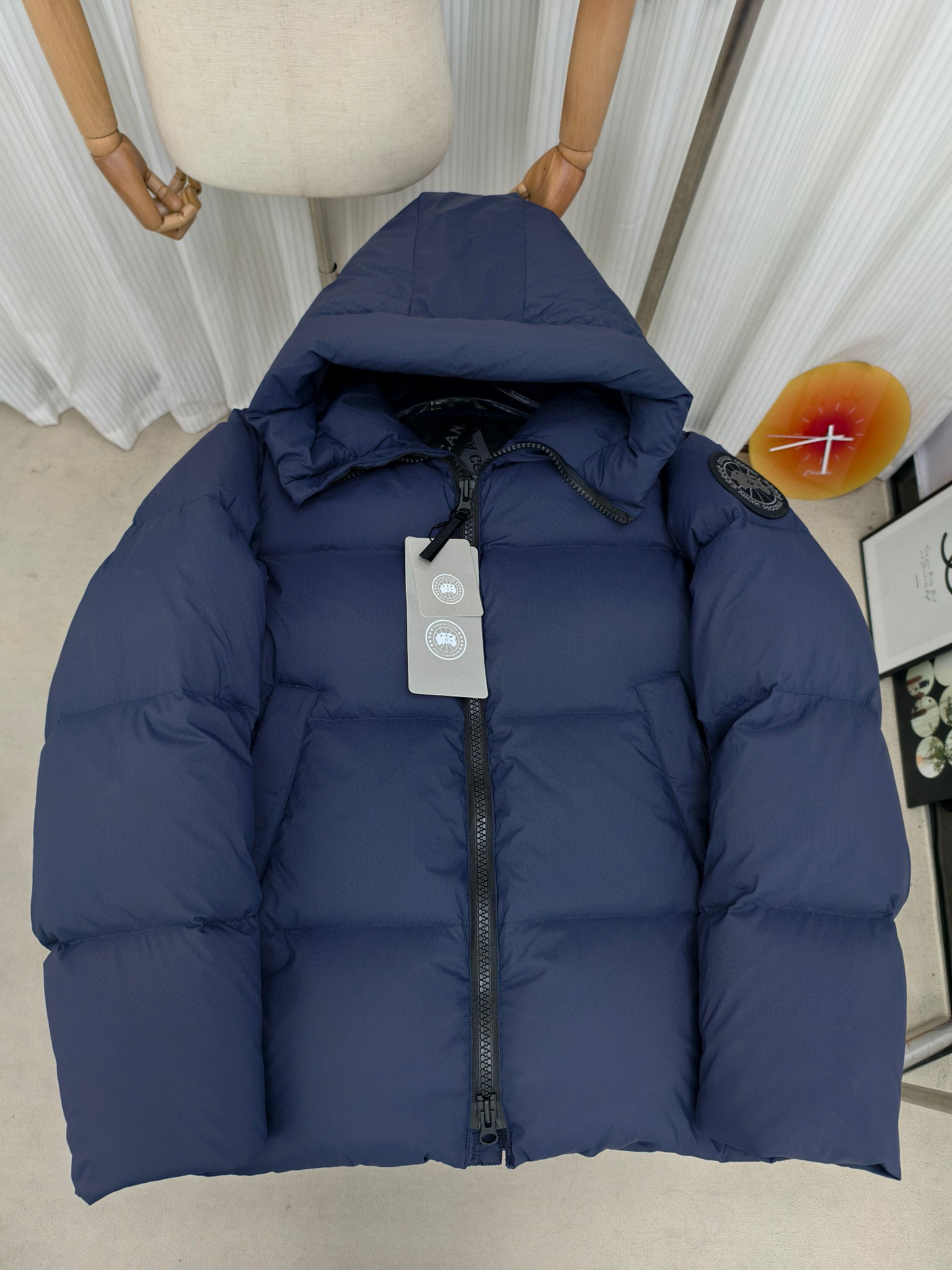 캐나다구스 남녀공용 패딩