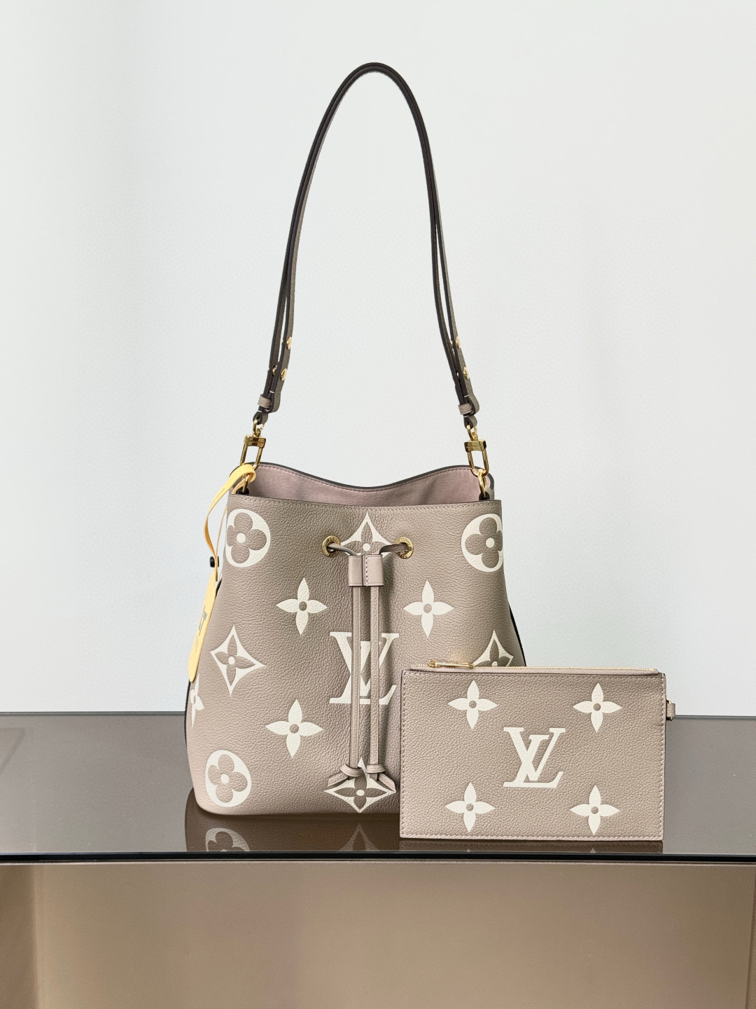 루이비통 M45555 미디움 여자가방