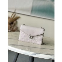 루이비통 M13570 여자가방