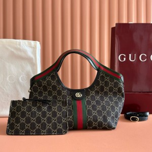 구찌 860845 남자가방