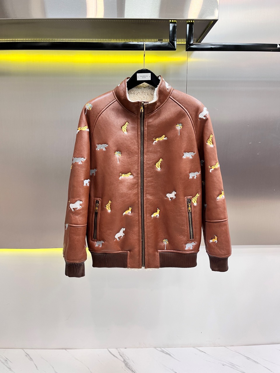 루이비통 양가죽 자켓