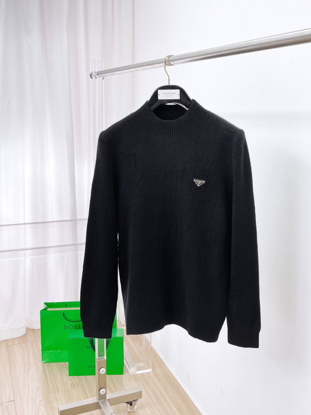 프라다 남자 양모 니트 3컬러