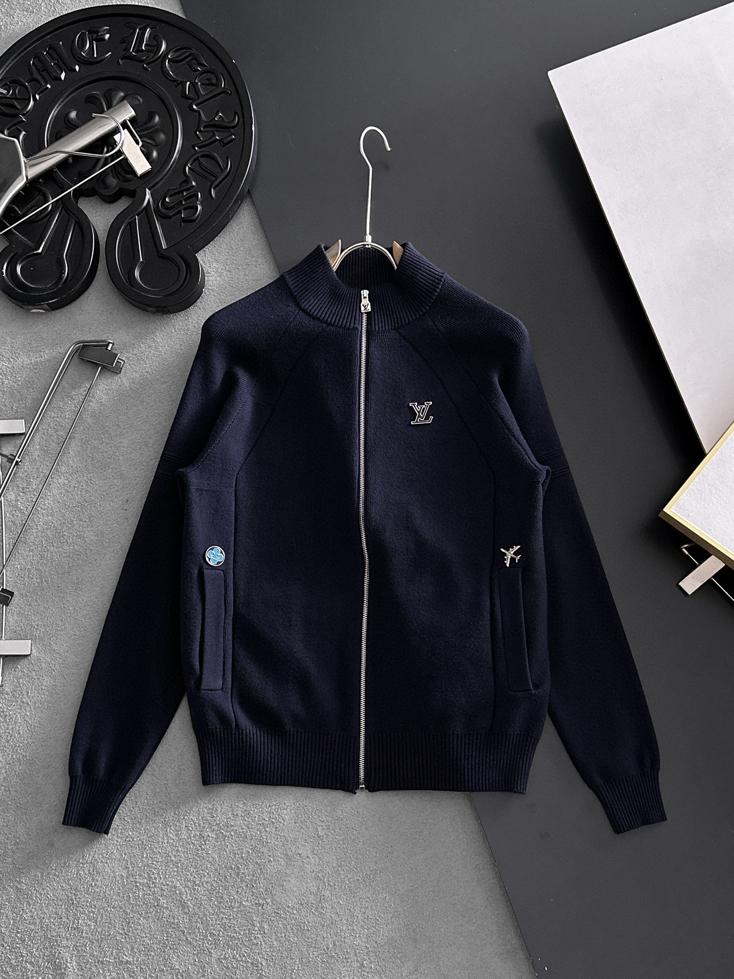 루이비통 남자 양모 가디건