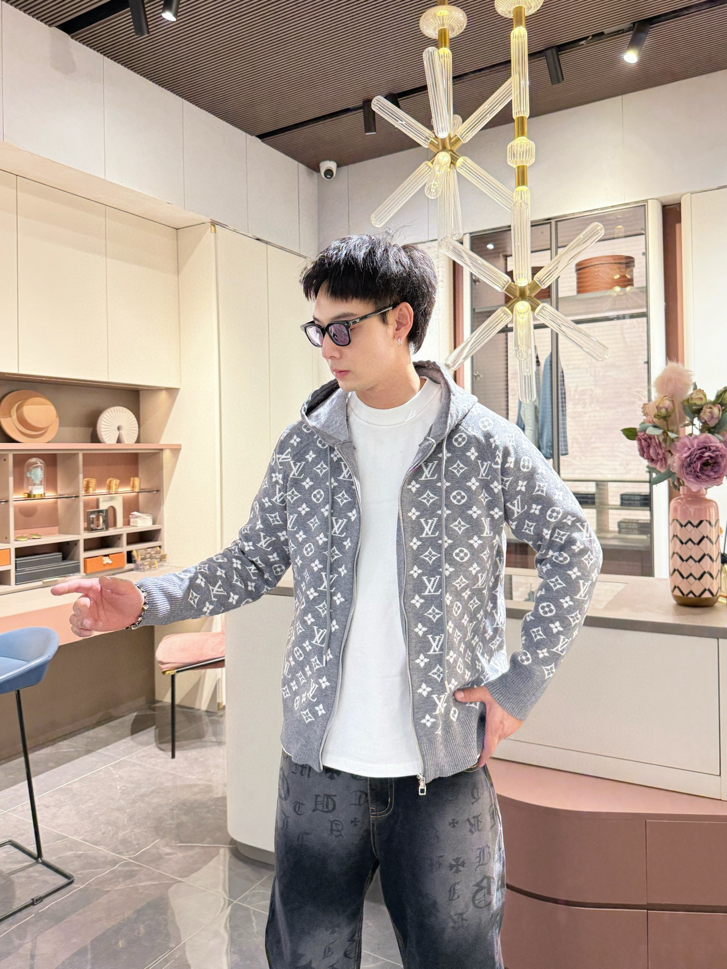루이비통 남자 가디건