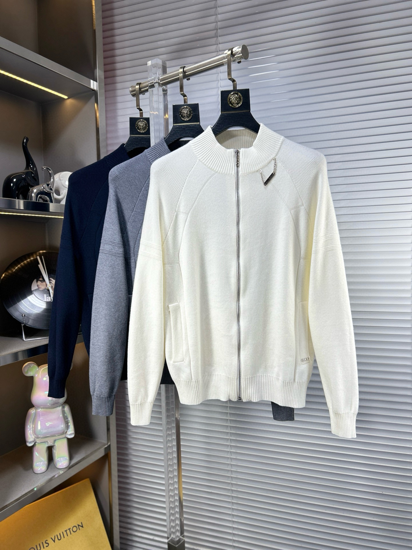 구찌 남자 가디건