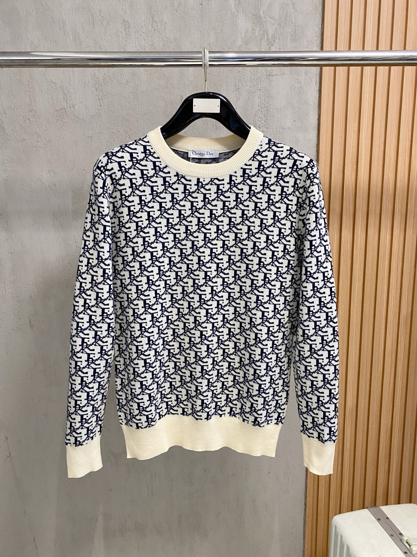 디올 남자 니트