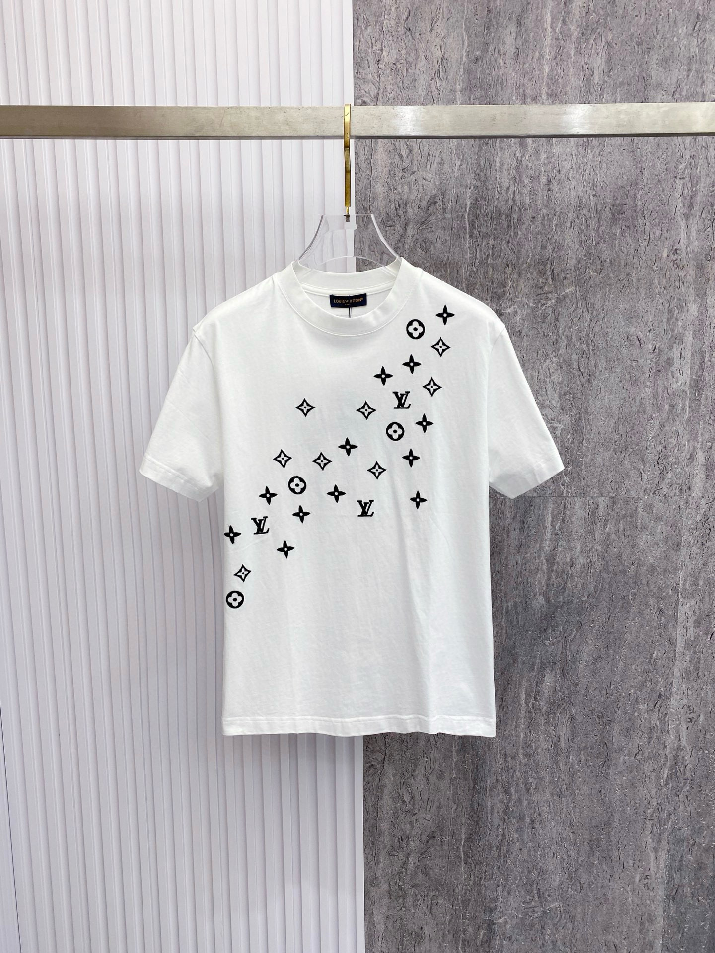 루이비통 남자 반팔티