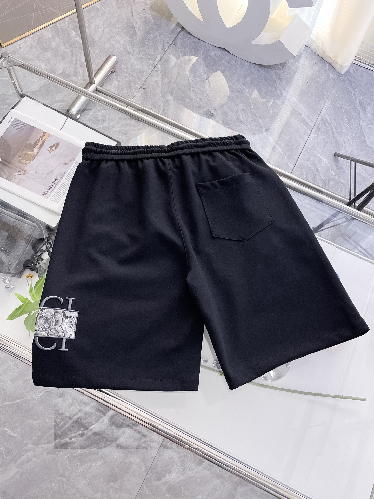 구찌 남자 반바지