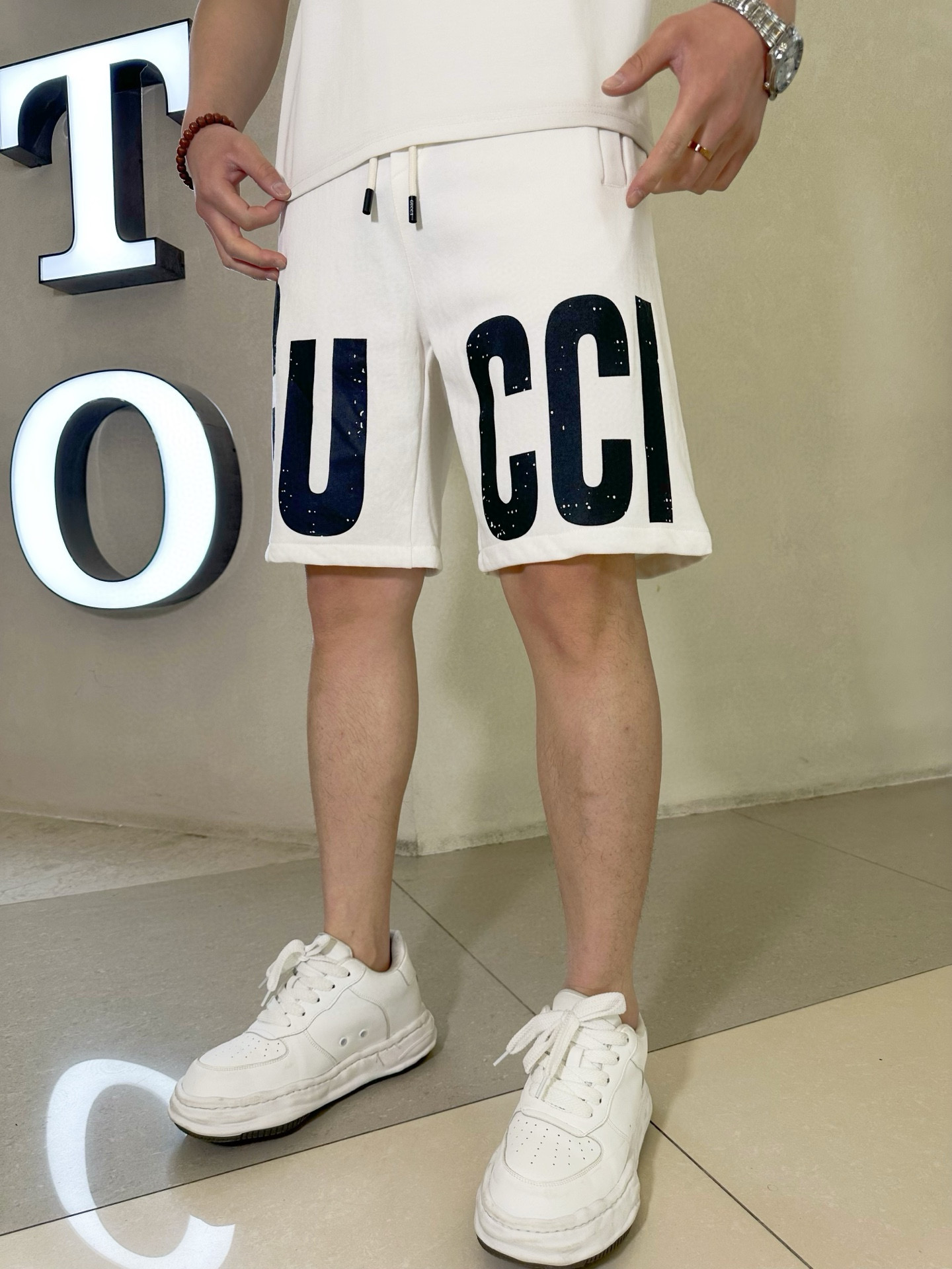 구찌 남자 반바지