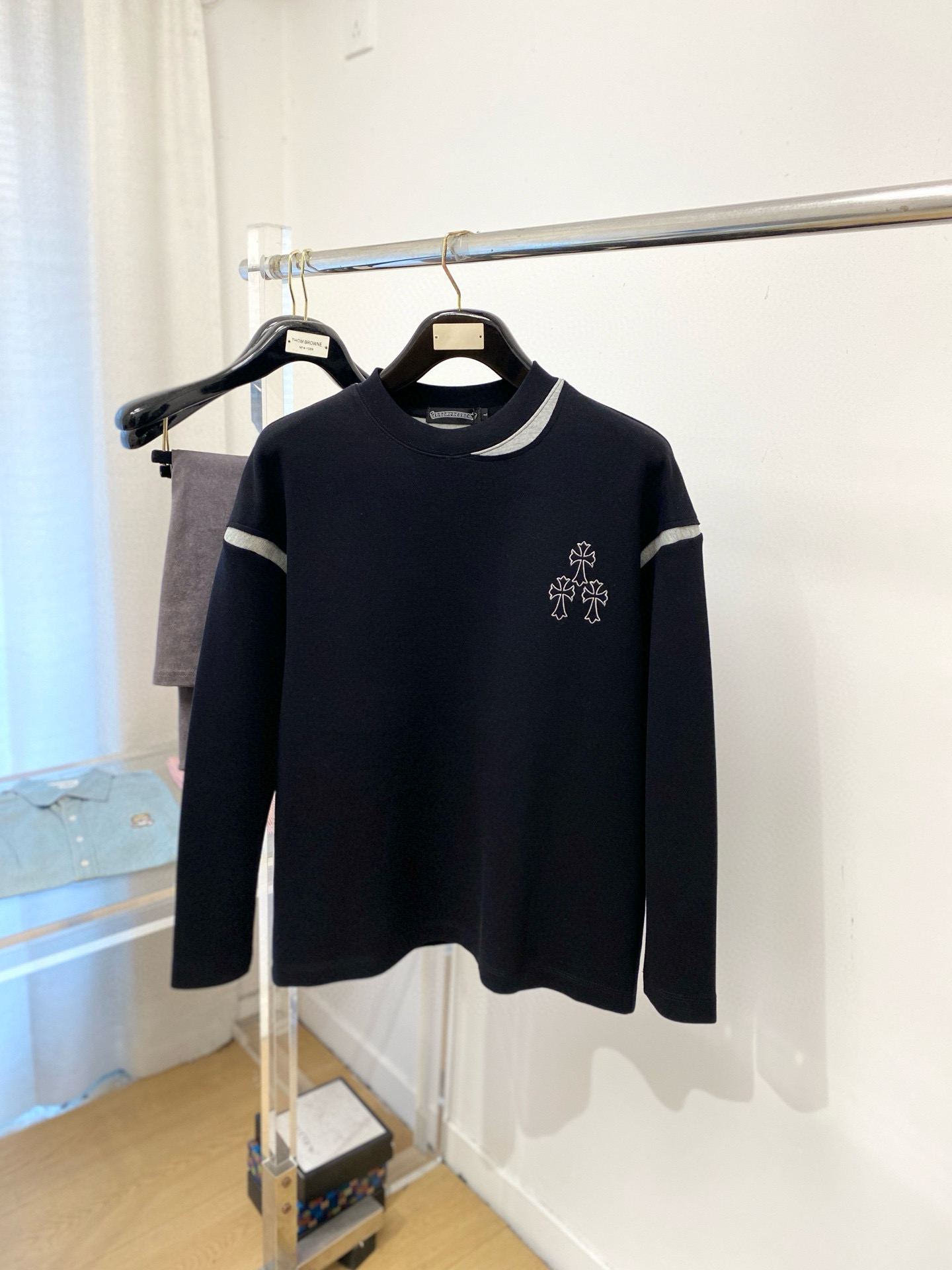 크롬하츠 남자 맨투맨