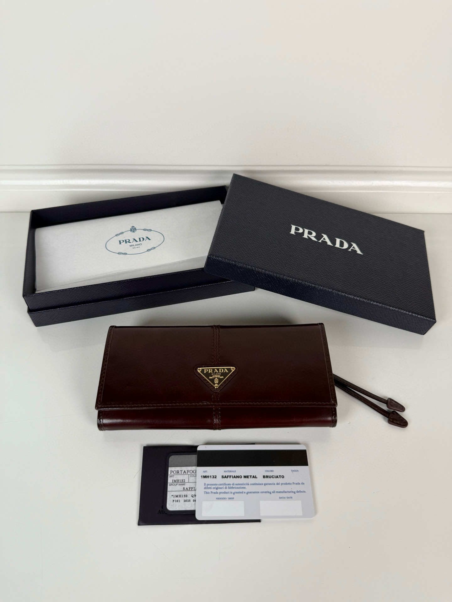 프라다 1MH132 여자 장지갑