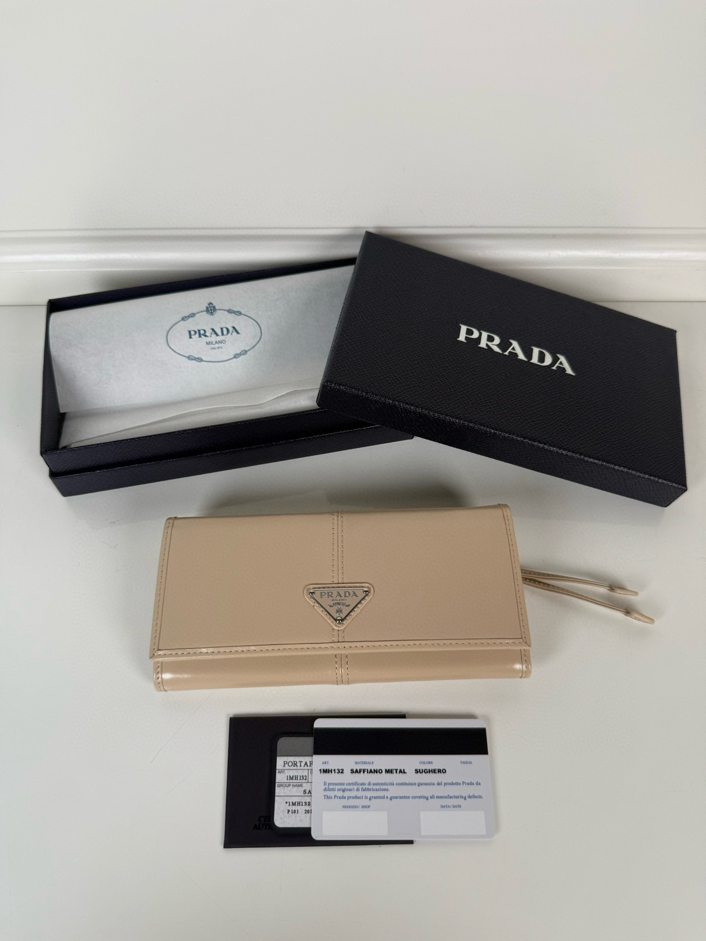 프라다 1MH132 여자 장지갑