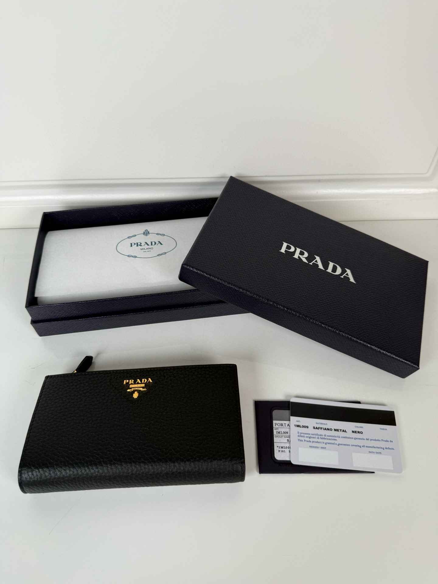 프라다 1ML009_2CYS_F03BH 남녀공용 장지갑