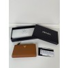 프라다 1ML009_2CYS_F03BH 남녀공용 장지갑